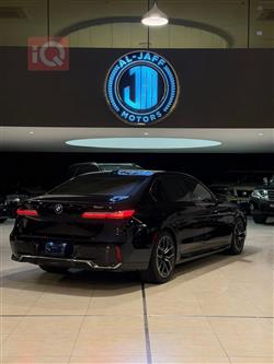 بي ام دبليو الفئة 7